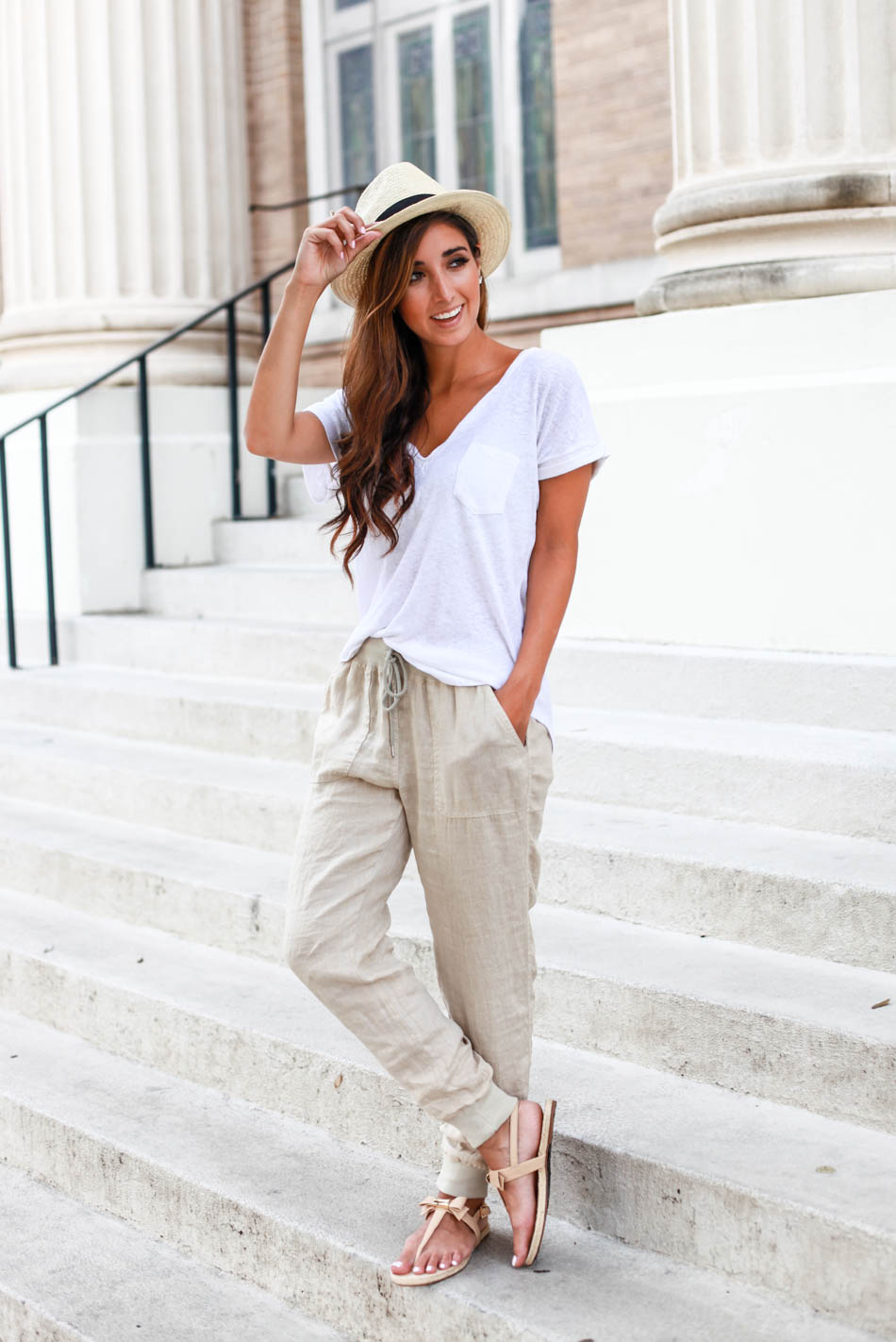 Comfy Outfit Ideas That Are Chic Enough to Wear In Public